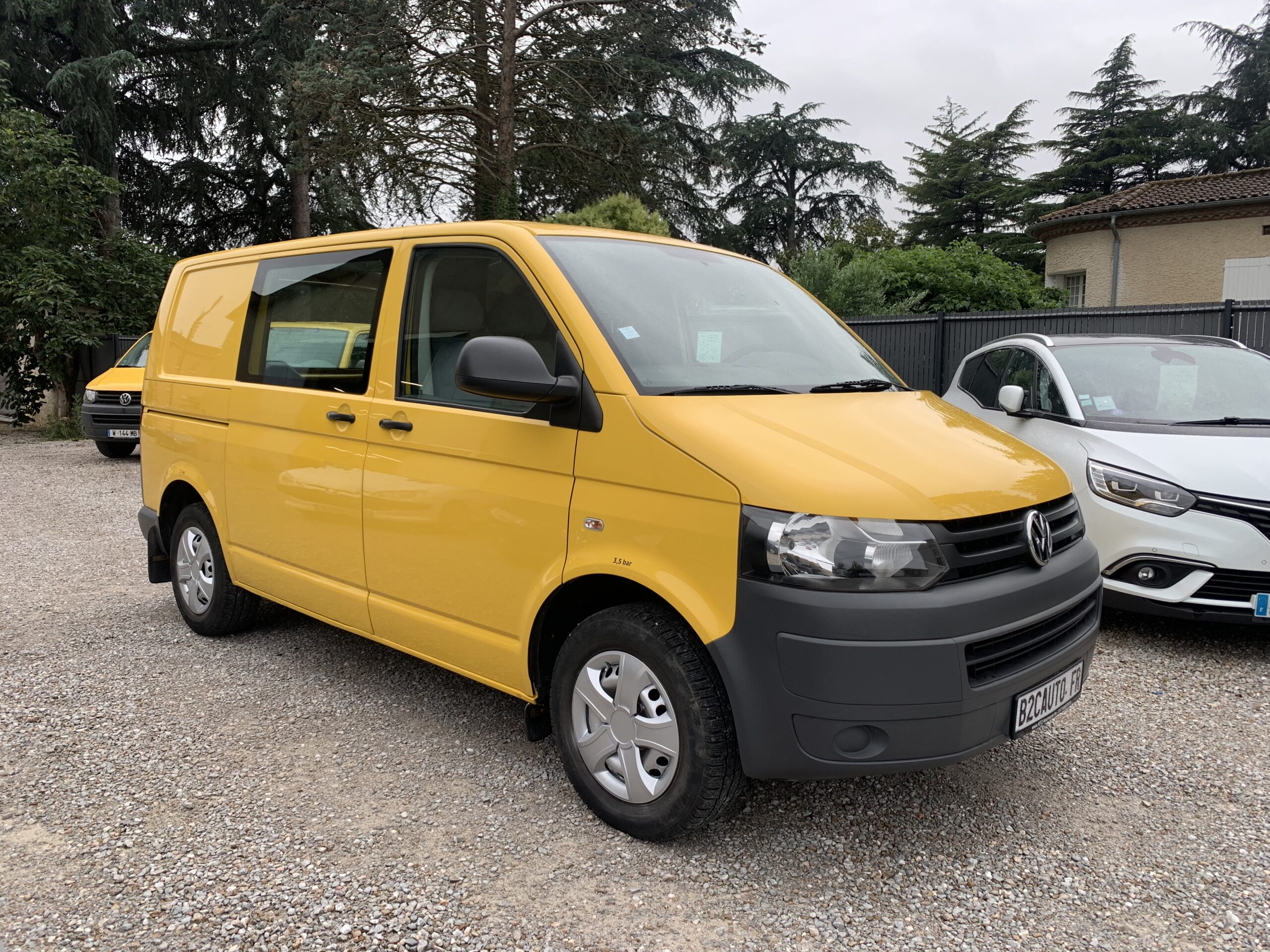 11 b2cautofr_VW-T5_vehicule_occasion_Castres_11