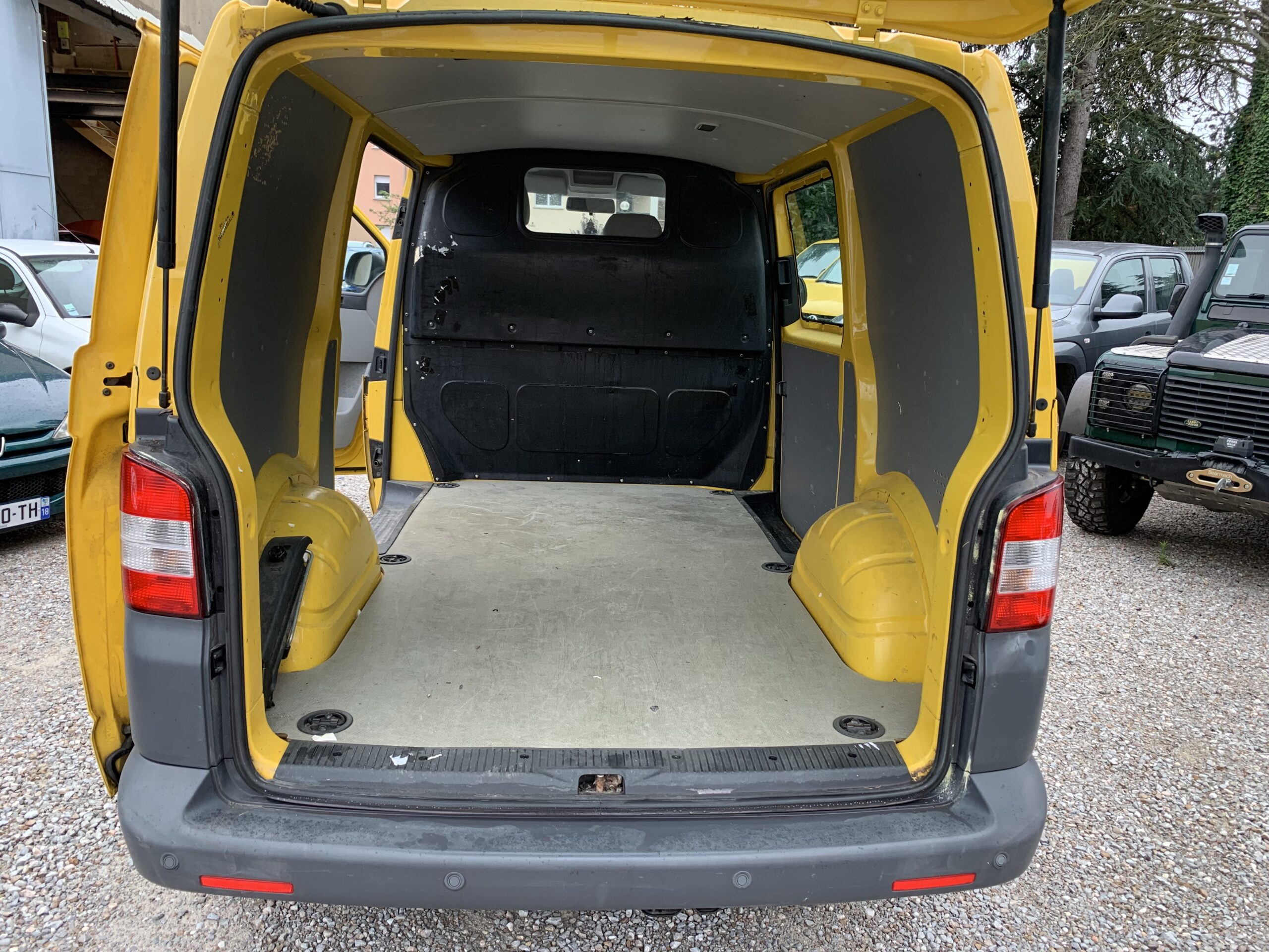 19 b2cautofr_VW-T5_vehicule_occasion_Castres_19