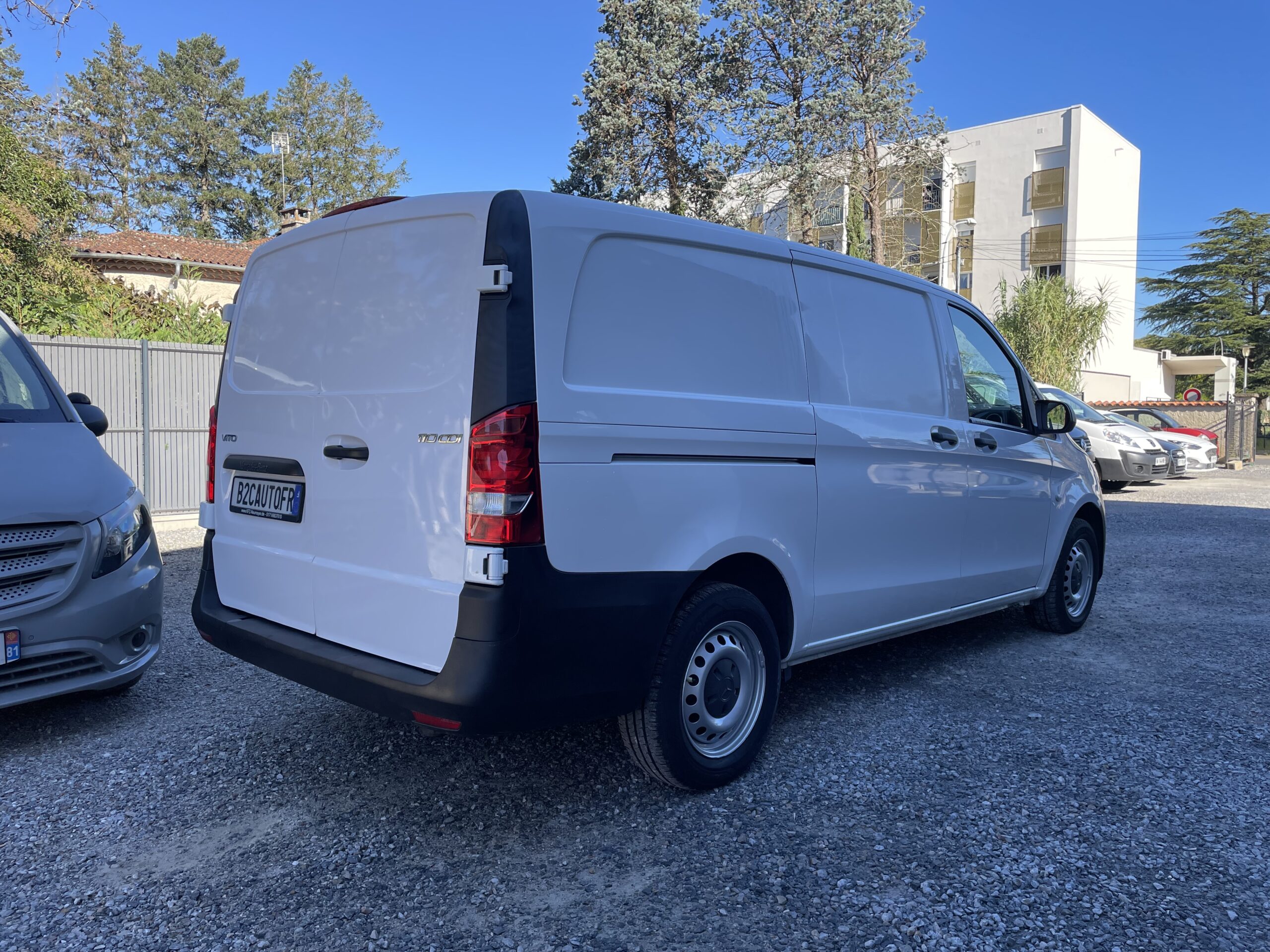 b2cauto.fr_Mercedes-Vito_vehicule_occasion_Castres_Utilitaire