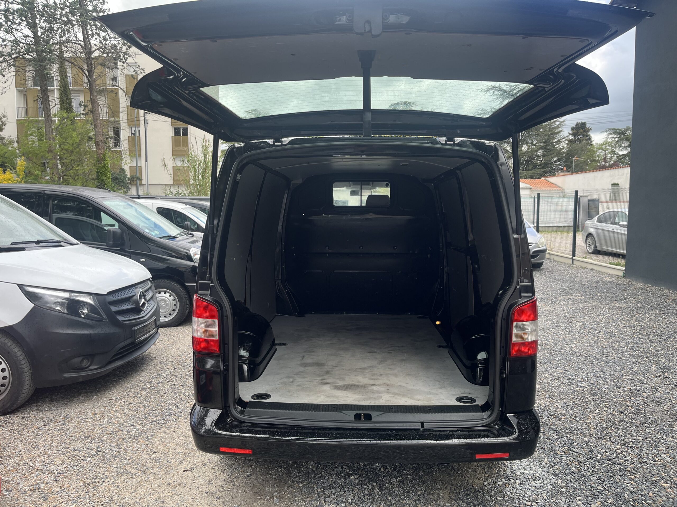 b2cautofr_VW-T5_vehicule_occasion_Castres_15