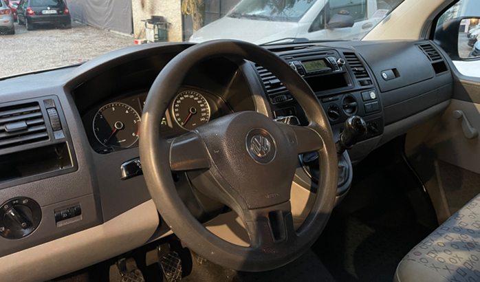 b2cauto.fr_VW_Combi_T5_Transporteur_vehicule_occasion_Castres_Utilitaire