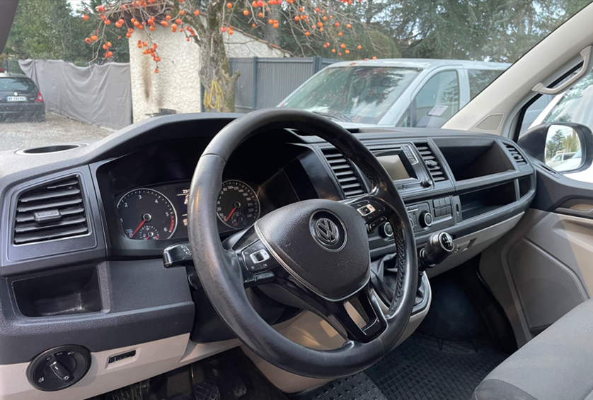 b2cauto.fr_VW_Combi_T5_Transporteur_vehicule_occasion_Castres_Utilitaire