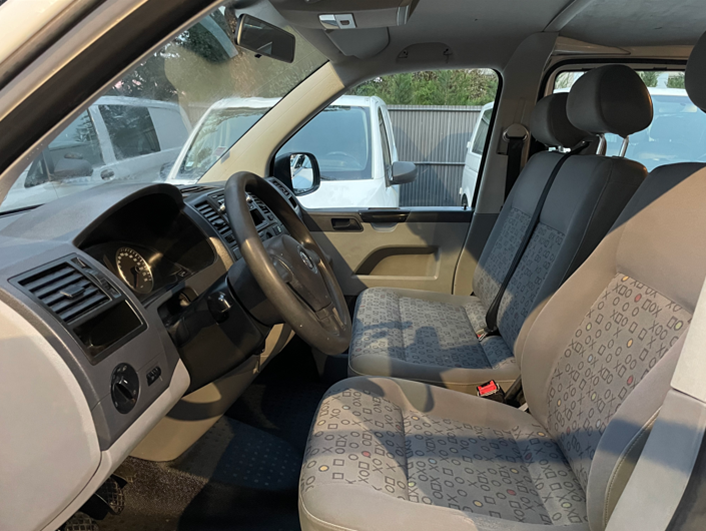 b2cauto.fr_VW_Combi_T5_Transporteur_vehicule_occasion_Castres_Utilitaire