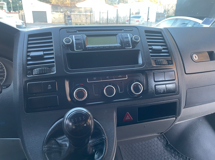 b2cauto.fr_VW_Combi_T5_Transporteur_vehicule_occasion_Castres_Utilitaire