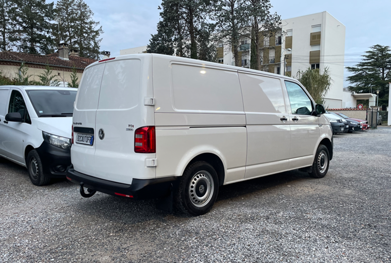 b2cauto.fr_VW_Combi_T5_Transporteur_vehicule_occasion_Castres_Utilitaire