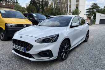 b2cautofr_Ford-Focus_vehicule_occasion_Castres_1
