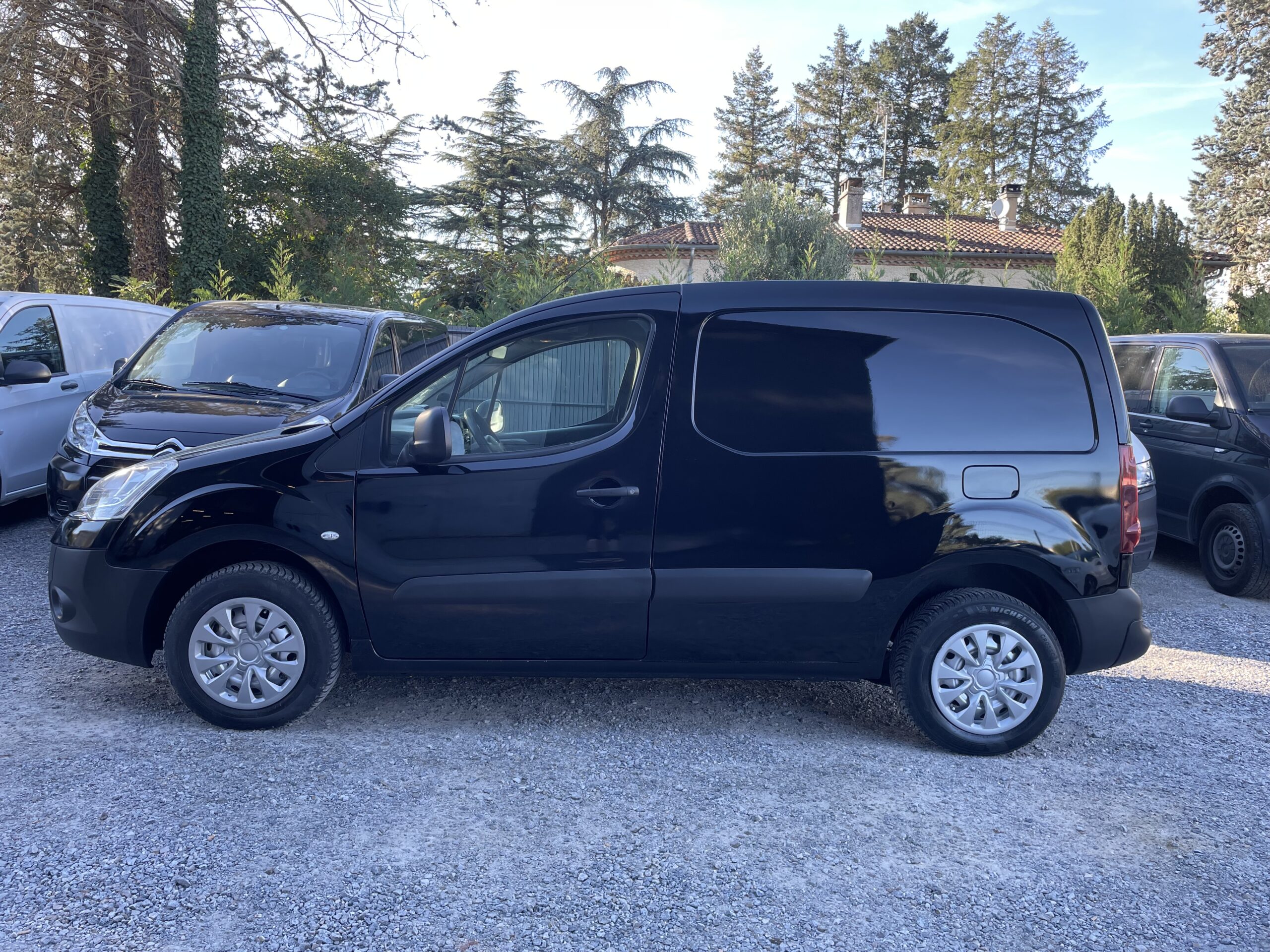 b2cauto.fr_Citroen-Berlingo_vehicule_occasion_Castres_Utilitaire