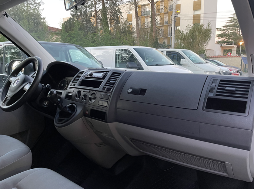 b2cauto.fr_VW_Combi_T5_Transporteur_vehicule_occasion_Castres_Utilitaire