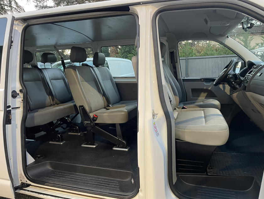 b2cauto.fr_VW_Combi_T5_Transporteur_vehicule_occasion_Castres_Utilitaire